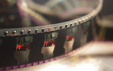 幻燈與投影設(shè)備銷(xiāo)售 點(diǎn)亮演示的未來(lái)